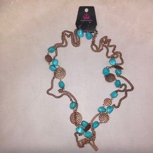 Paparazzi necklace+earring set